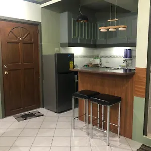 2 Separate Units, 1br On 23rd Flr And 3br Penthouse On 41st Flr In Manila, Near Slec,us Embassy, Mall And Parks With Excellent View Apartment